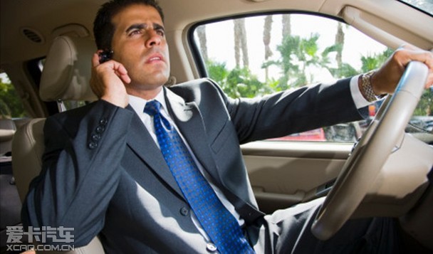 取悦车主 车联网需要跨越“三重门”_爱卡汽车