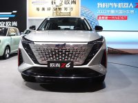 2022重庆车展：长安欧尚Z6正式上市