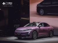 ��ϵ˫���콢���µǳ� ����껲�A800�����׷� ��̸��� L3 ����