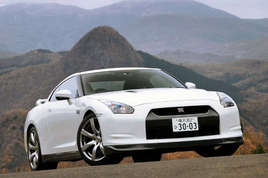 ܳNISSAN GTR ɶչ